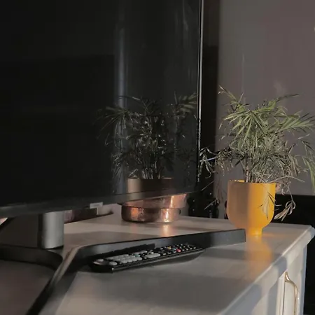 Moodar Rent Lägenhet